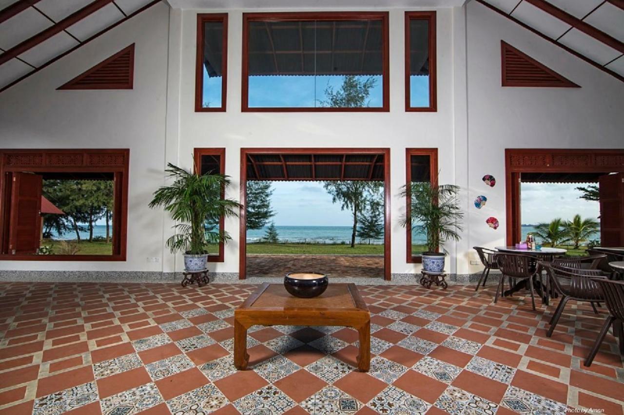 Villa De Fedelia Kuantan Bagian luar foto
