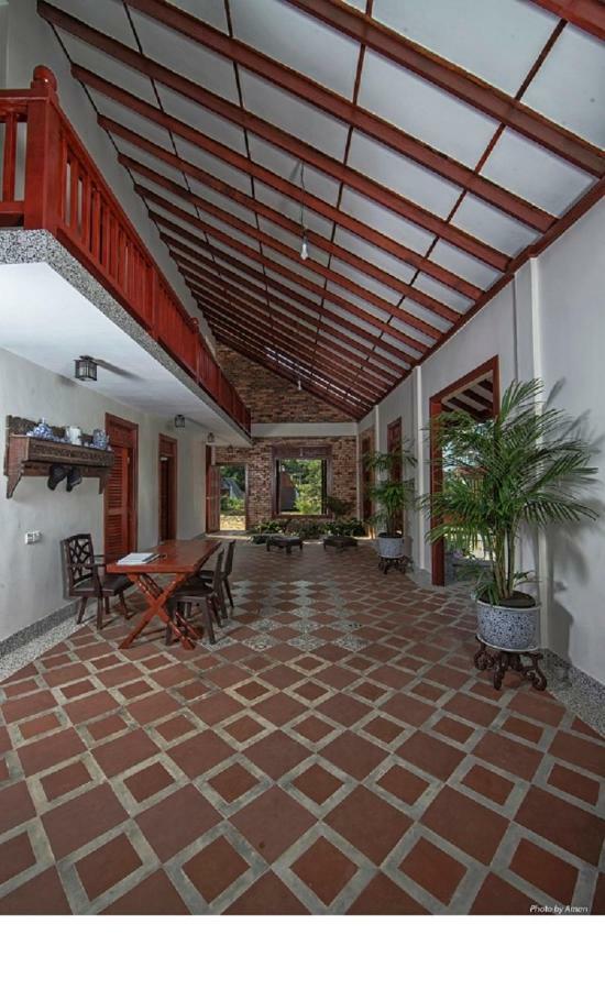 Villa De Fedelia Kuantan Bagian luar foto